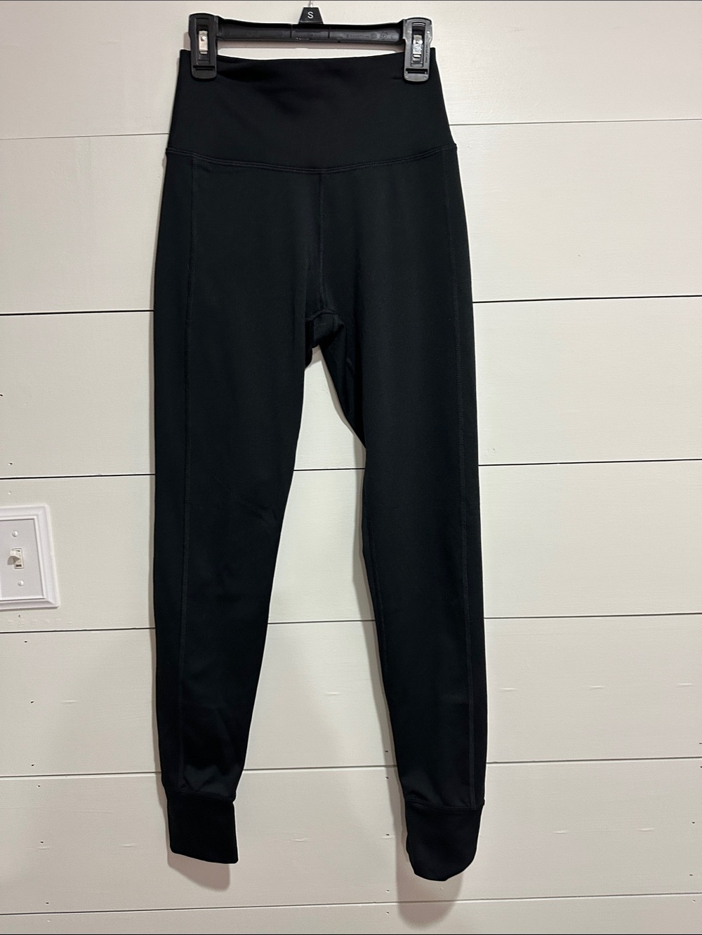 Aerie Woman’s Black High-Waist Active Leggings Size Small